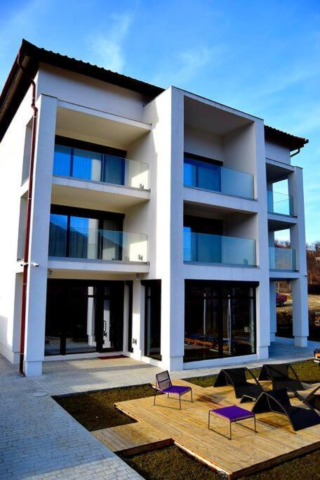 Pensiunea Cuib Cisnadioara Exterior photo
